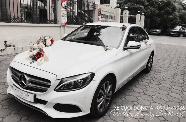 kieu-dang-sang-trong-cua-xe-cuoi-mercedes
