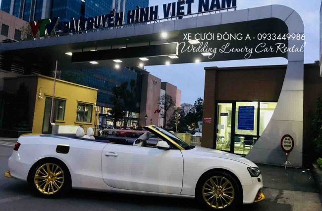lua-chon-xe-cuoi-audi-rs5-mui-tran